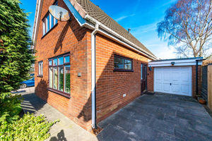 Photo 17- click for photo gallery